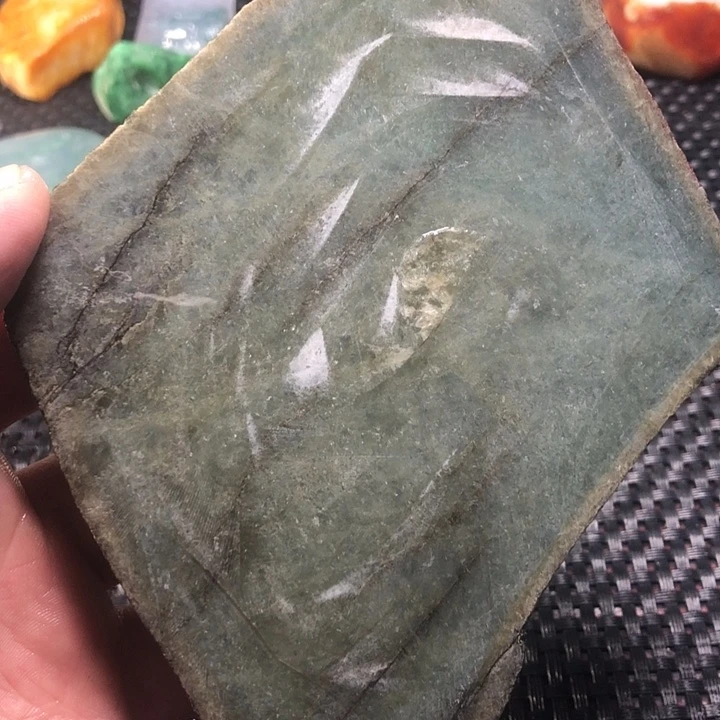 翡翠颈饰未镶嵌缅甸翡翠片料