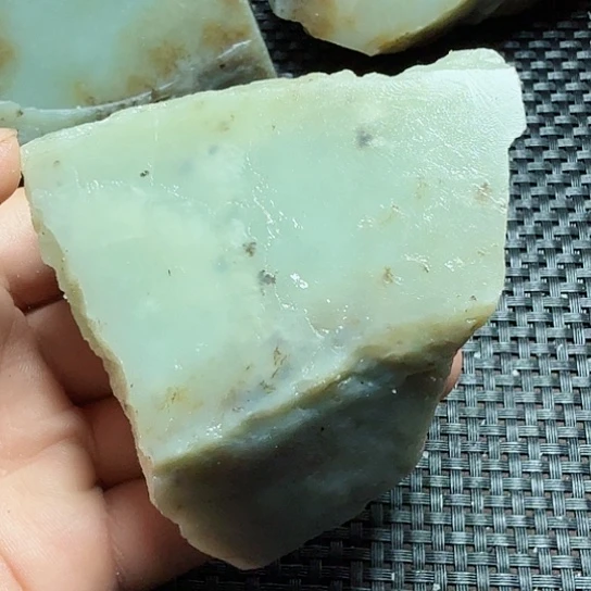 和田玉（糖玉）未镶嵌珠宝半成品