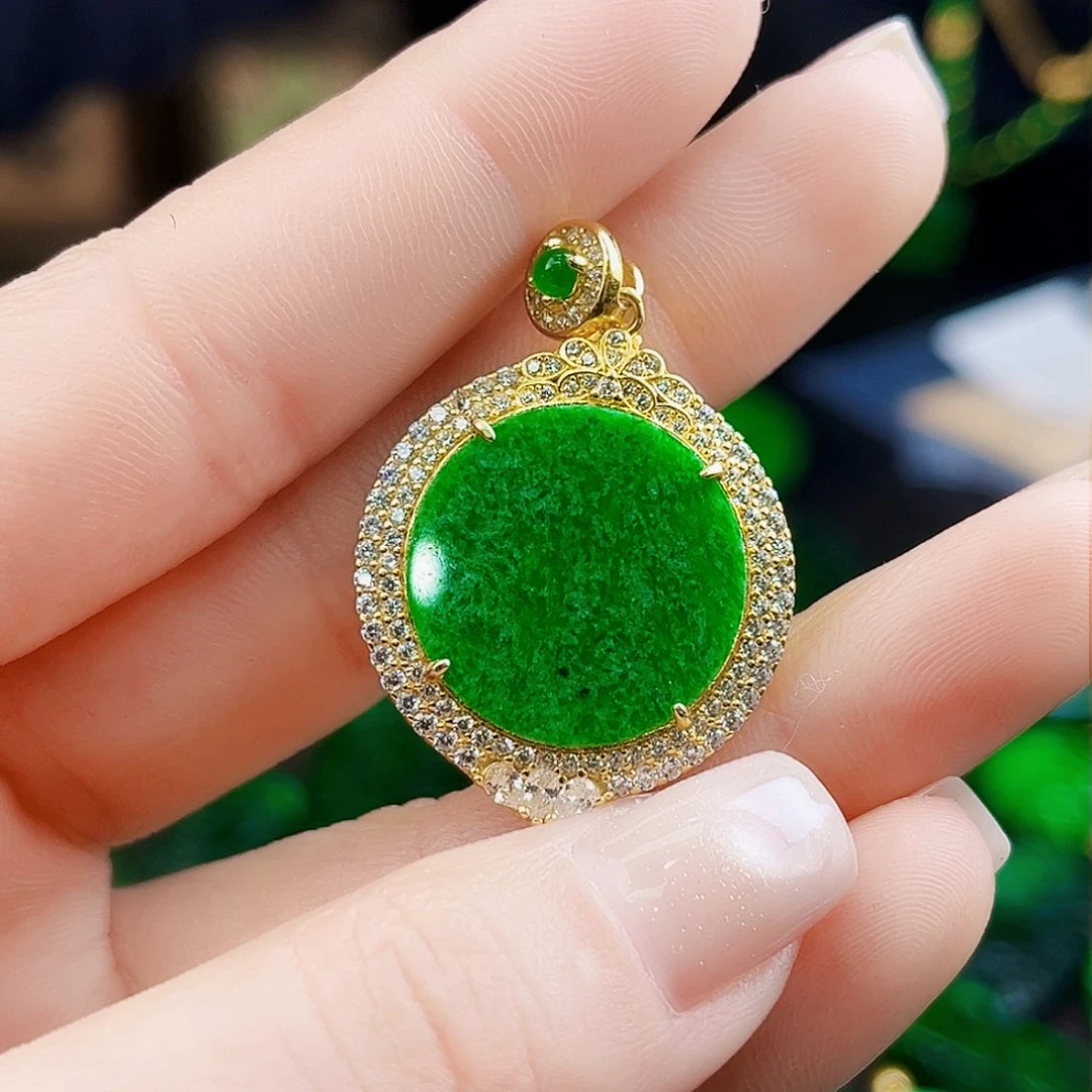 颈饰银S925镶嵌翡翠多样性