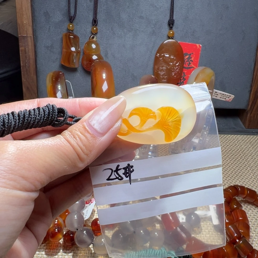 玛瑙/玉髓颈饰合金渡*尘25