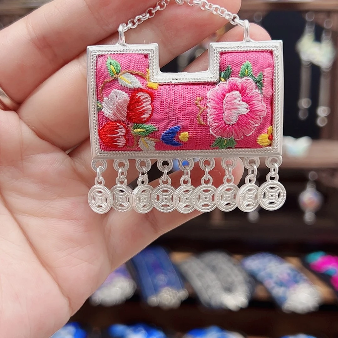 织绣手工刺绣工艺品