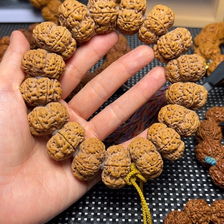 金刚菩提手串云**轻28夹板