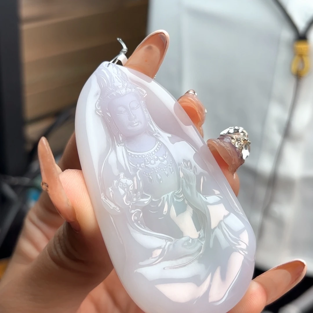 翡翠未镶嵌颈饰素衣