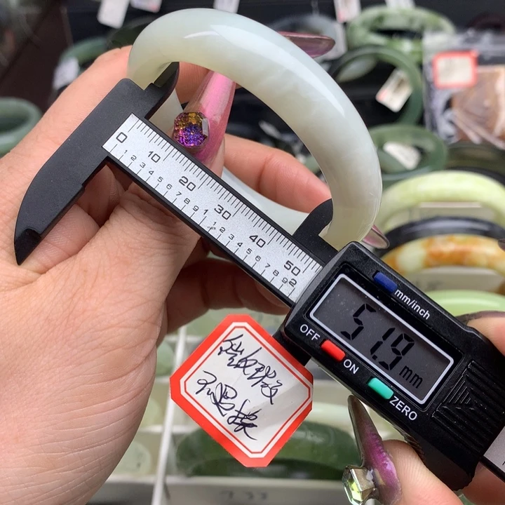 蛇纹石玉手镯未镶嵌753
