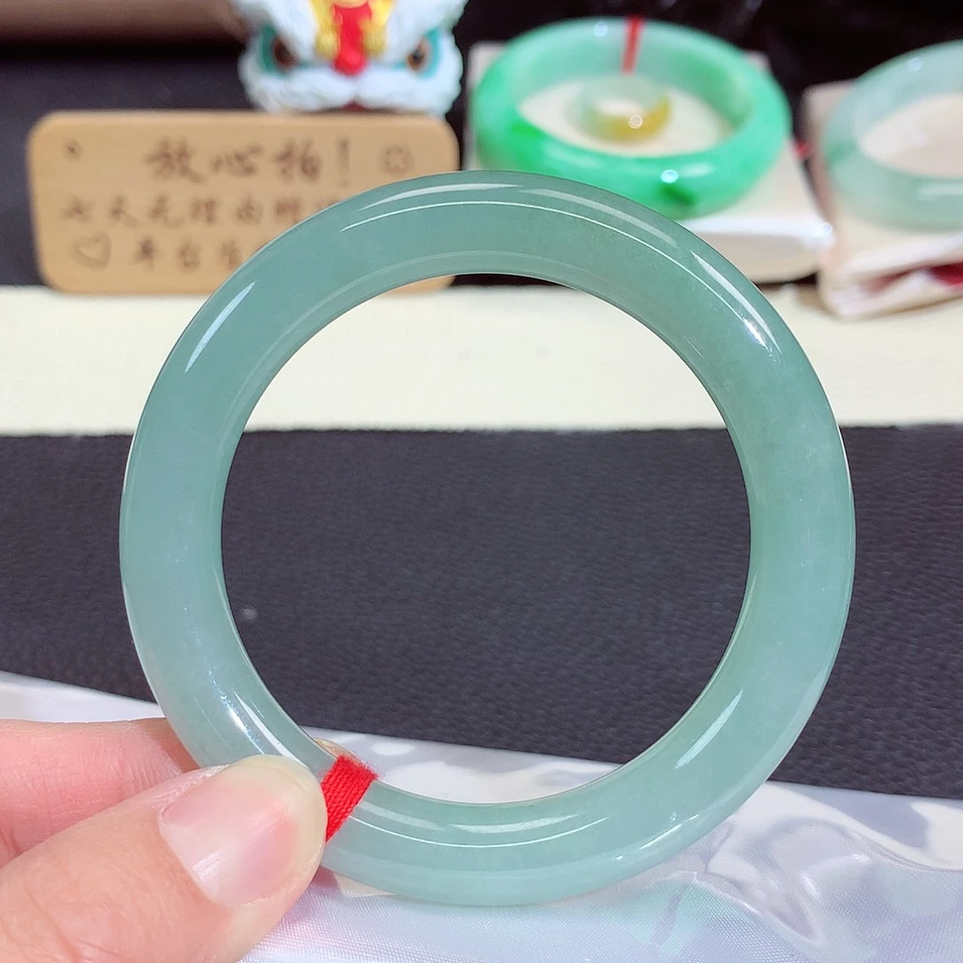 翡翠未镶嵌手镯F01