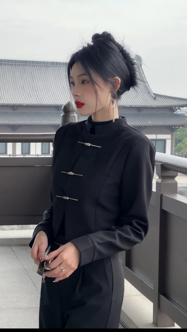 2025显气质新中式国风设计感短款小西装外套高腰阔腿裤两件套套装