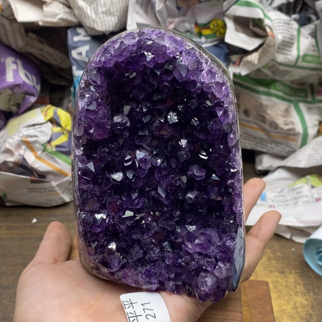 紫晶乌拉圭未镶嵌