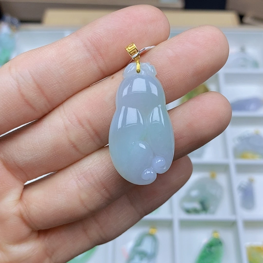 翡翠颈饰18K金镶嵌翡翠