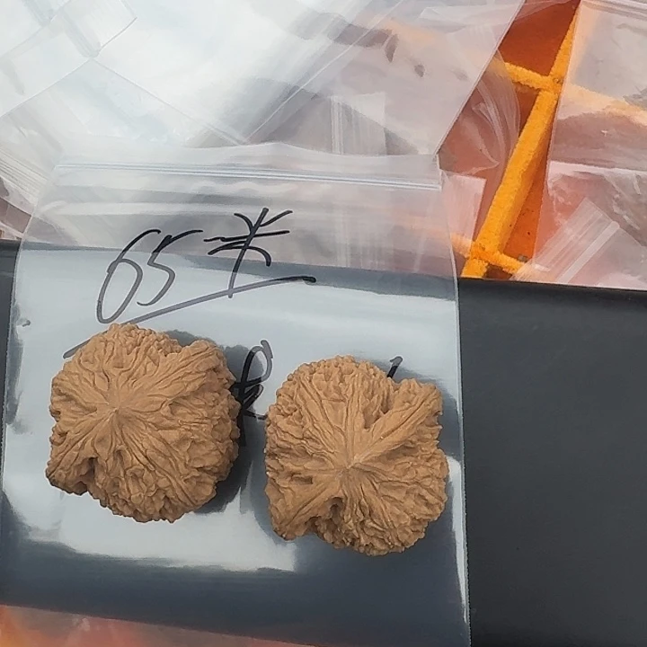 文玩核桃吊坠球****8啦啦啦啦