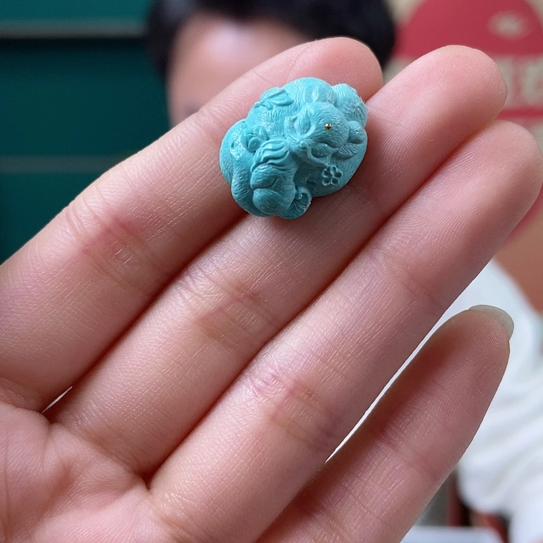 未镶嵌绿松石珠宝奇石