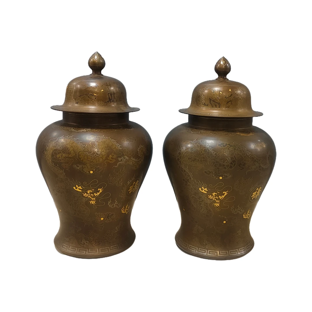 lot22 DY4522清代嵌金银龙纹将军大罐一对