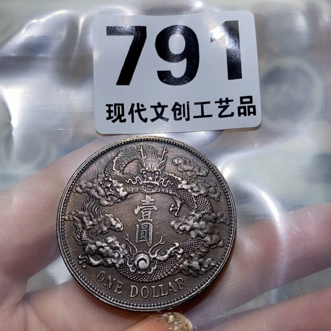 s***x铜现代文创仿古工艺品