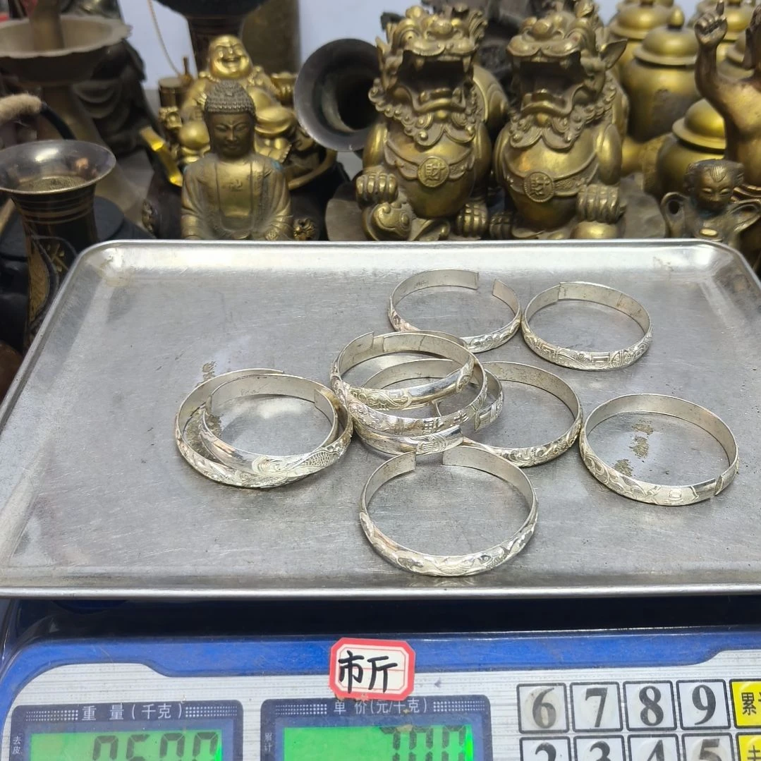 伟****e铜器40.66666666666666