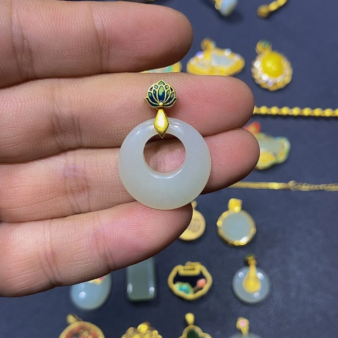 和田玉银S925镀金镶嵌颈饰