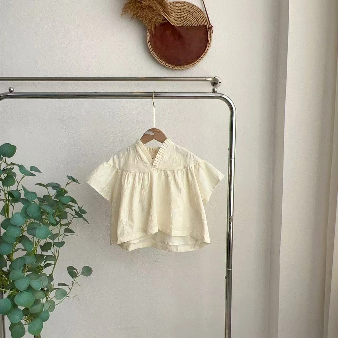 3693而米杏色上衣