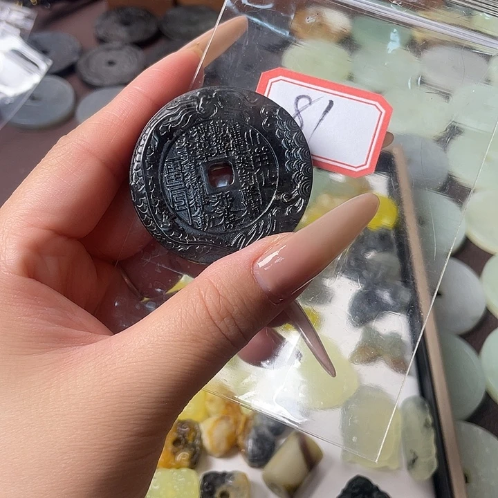 蛇纹石玉合金颈饰