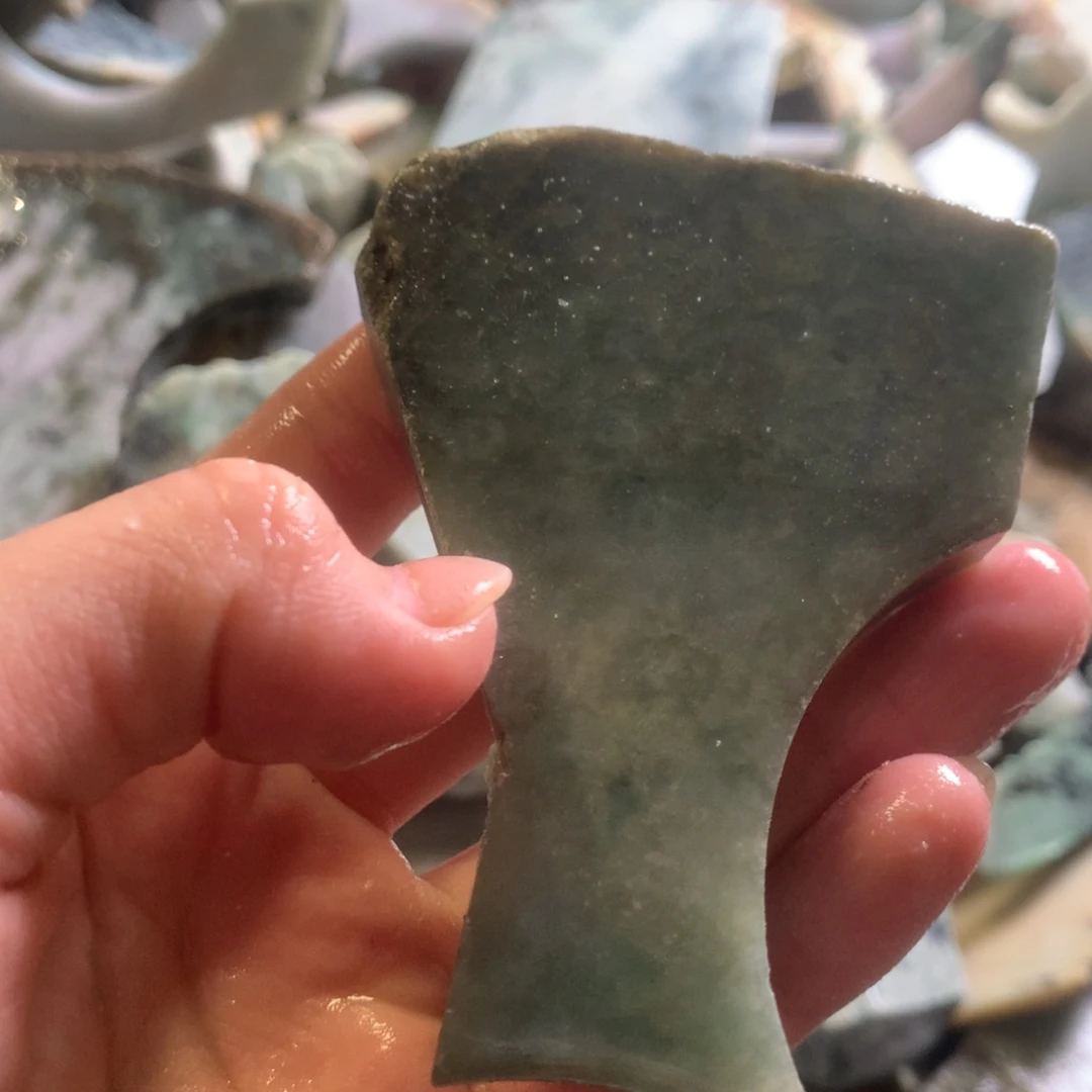 翡翠颈饰未镶嵌缅甸翡翠