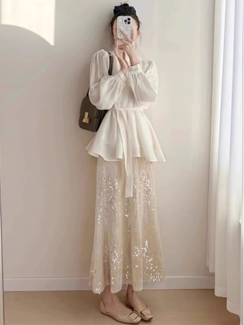 韩系穿搭气质时尚盐系秋季爆款小香风宽松感上衣亮片半身裙两件套