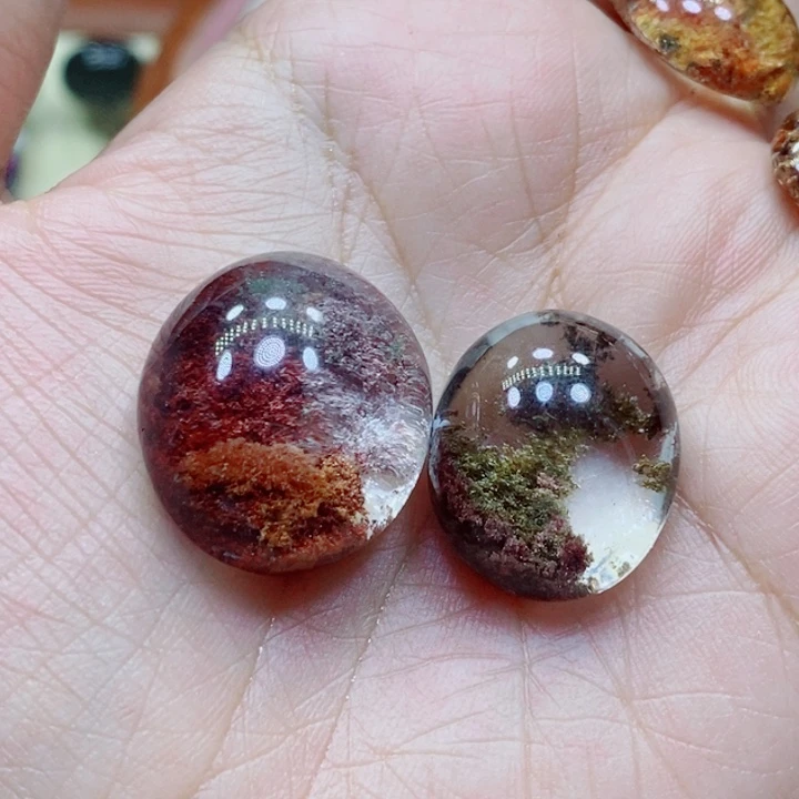 未镶嵌颈饰水晶不**?水晶