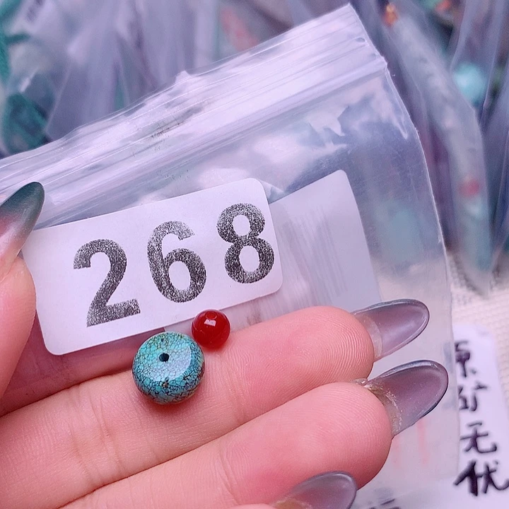 南红玛瑙未镶嵌珠宝奇石