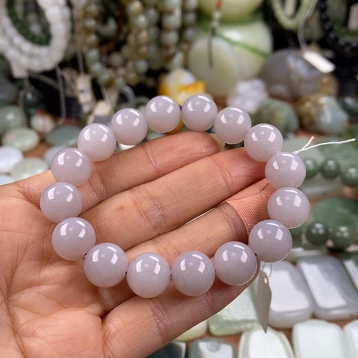 和田玉未镶嵌颈饰予