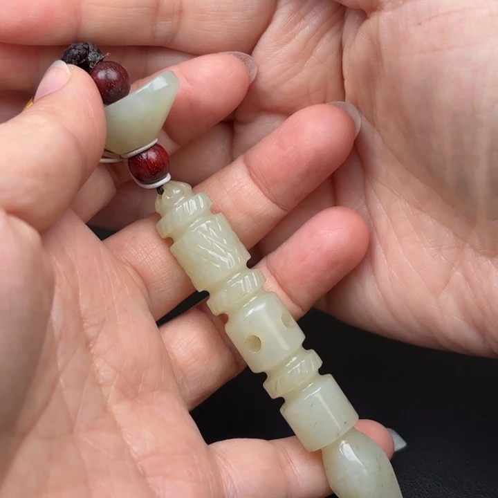 未镶嵌和田玉挂件