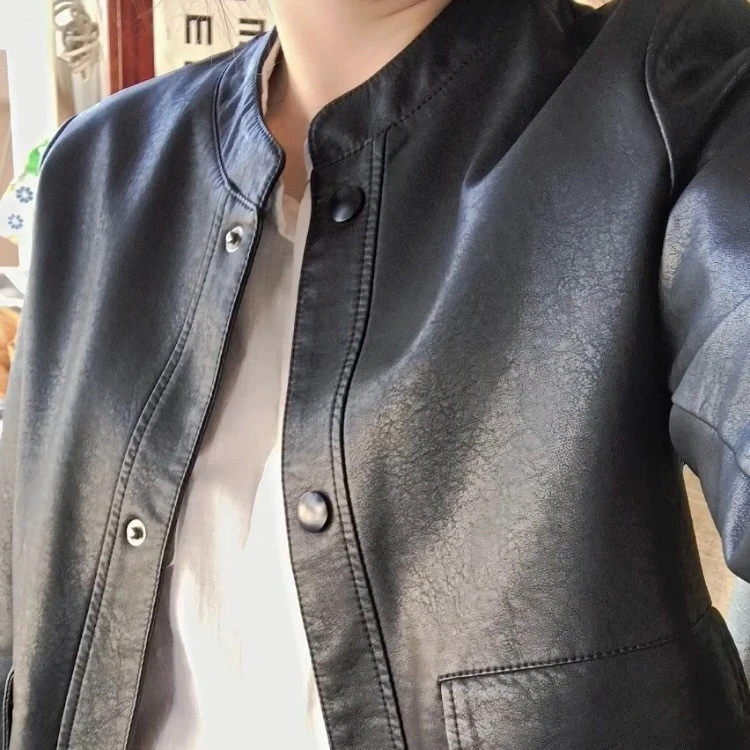 女士时尚上衣 过款以直播间为准（默认微瑕）