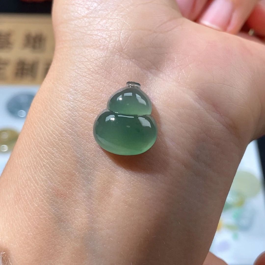 定制翡翠未镶嵌翡翠16×14.1×5.3
