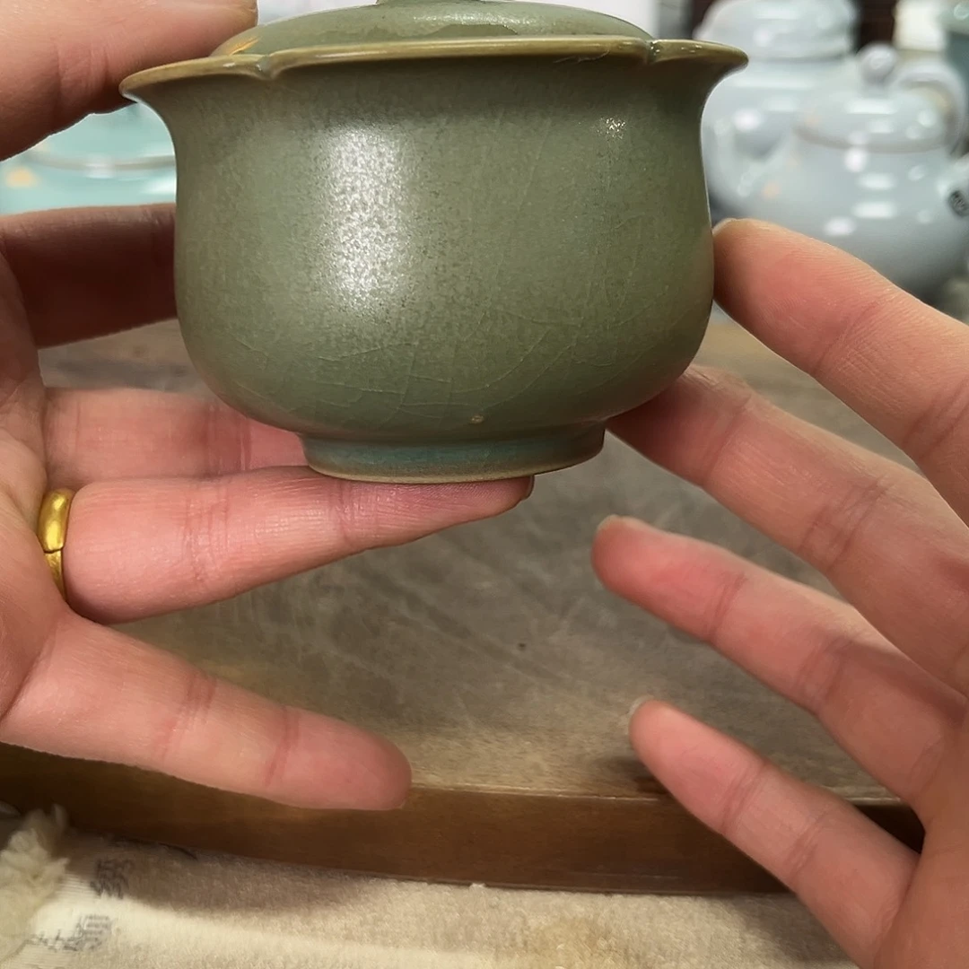 杯仿古老绿釉，纯手两才二级品