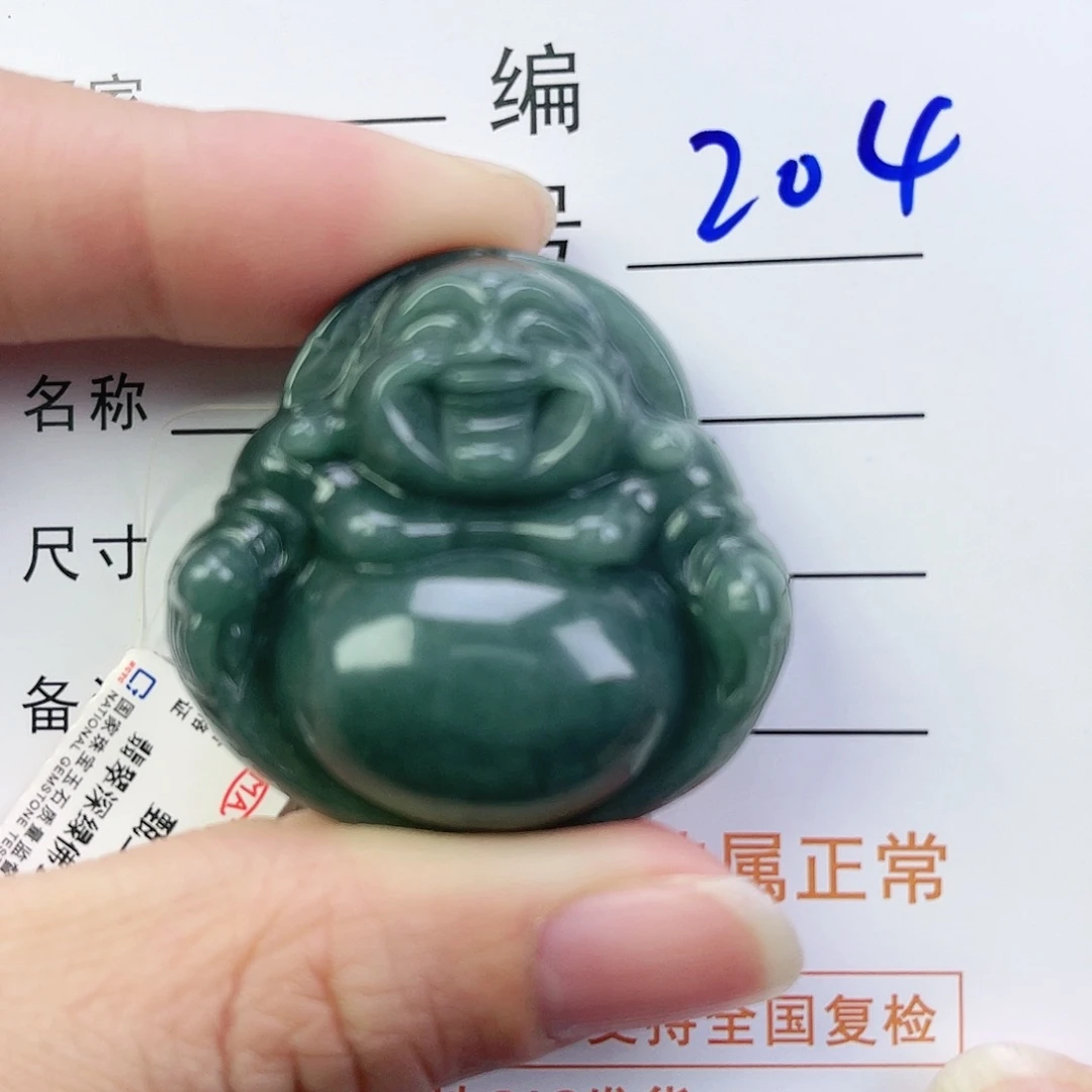 翡翠颈饰未镶嵌佛公