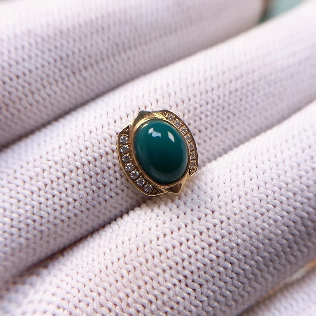 绿松石配饰18K金镶嵌