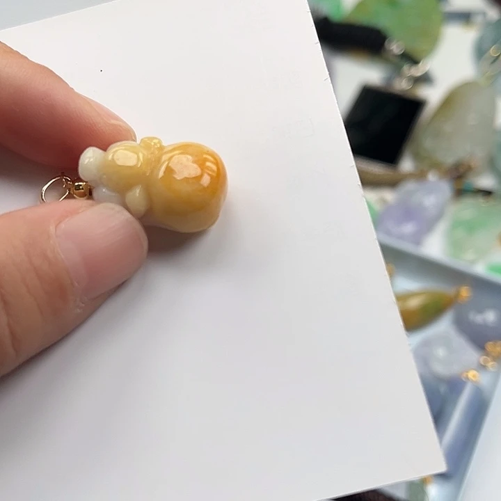 翡翠未镶嵌挂件挂件