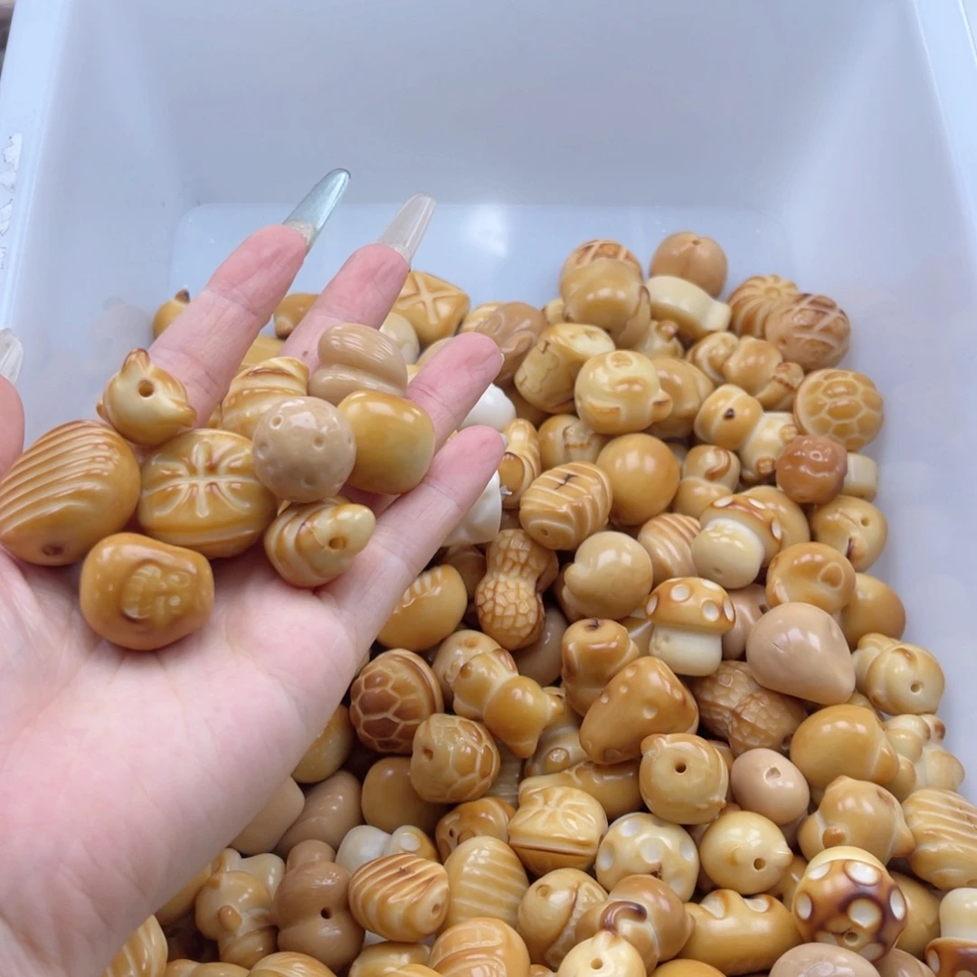 白玉菩提吊坠f瑕18-25mm/5颗象牙果