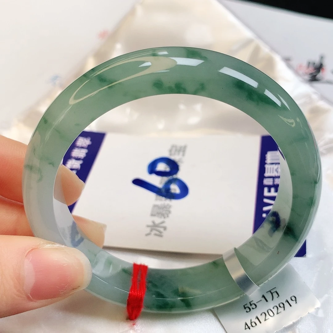 翡翠手镯未镶嵌缅甸天然a货翡翠