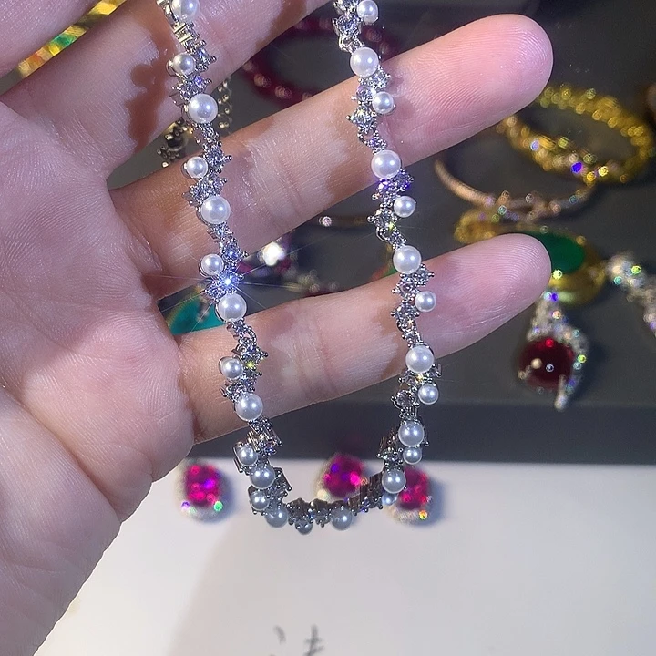 ****妈非金属34项链。