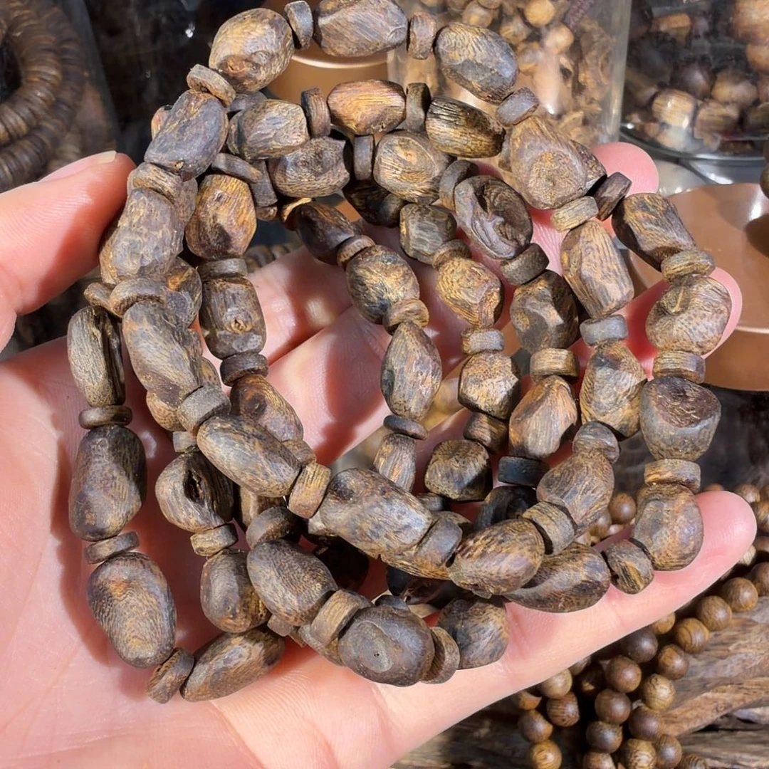 沉香碎屑沉香沉水树丁发一条