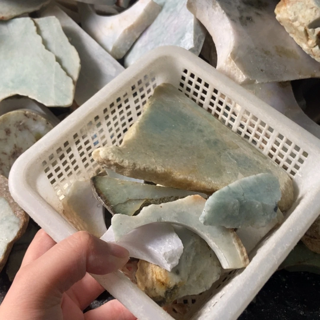 阿***峰未镶嵌挂件翡翠天然翡翠