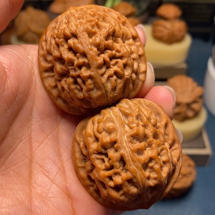 【闪购商品】把件文玩核桃凤凰台