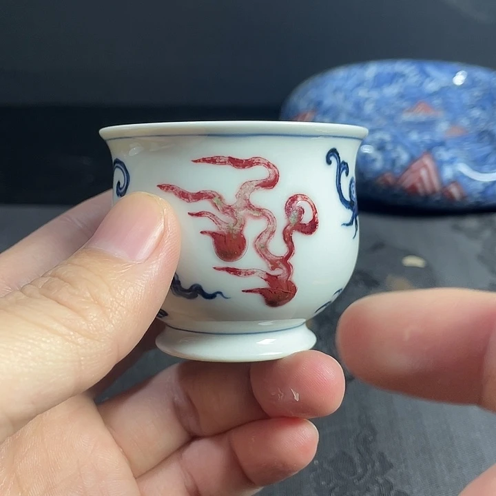 吴***军青花釉里红主人杯