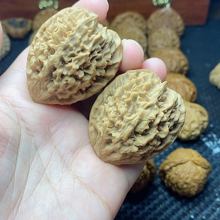 文玩核桃把件40招财鼠