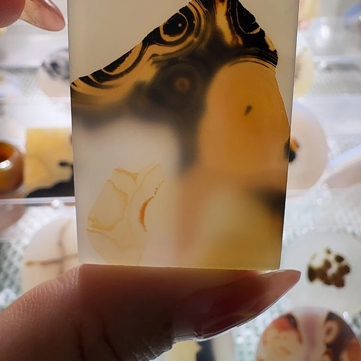 玉***人未镶嵌项链玛瑙/玉髓