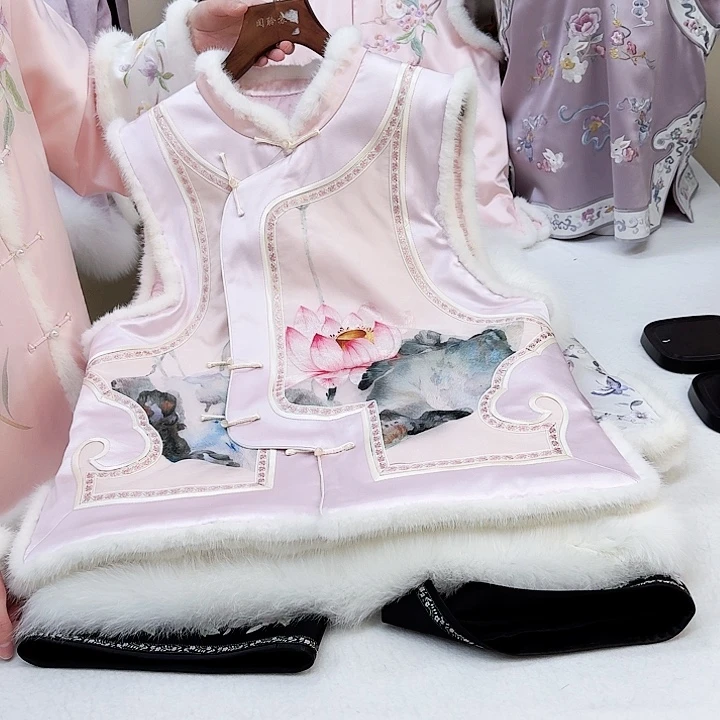 织绣粉色桑蚕丝冬款马甲