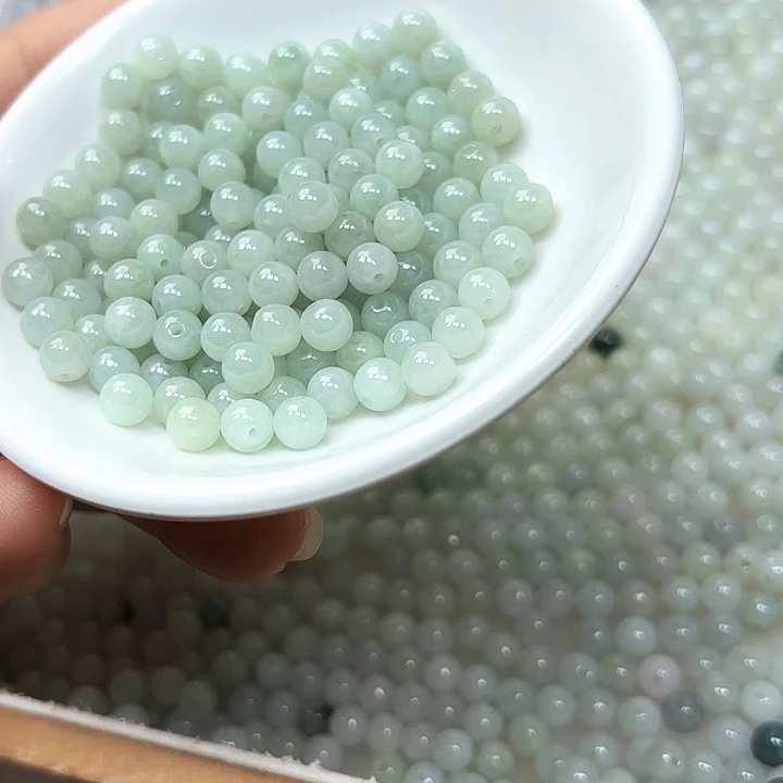 翡翠未镶嵌颈饰散珠130颗卡6