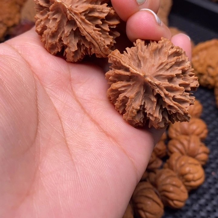 吊坠文玩核桃秦岭野生18