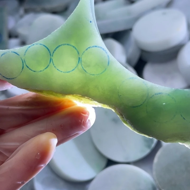 翡翠裸石天然A货翡翠