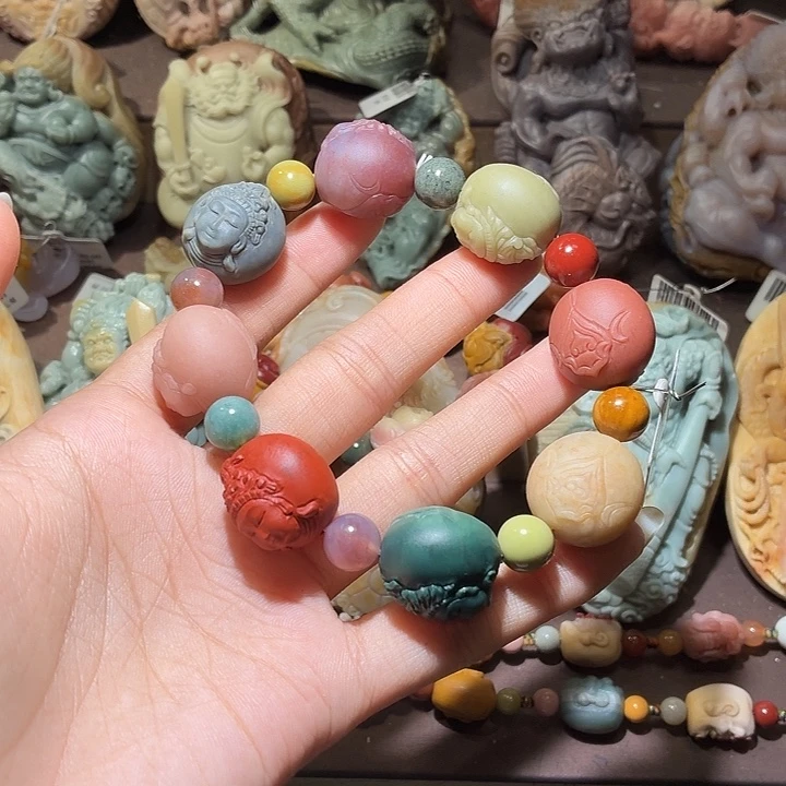 *****石英质玉未镶嵌手串