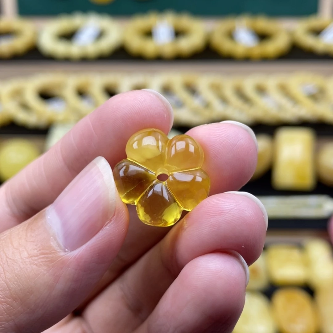 琥珀裸石未镶嵌琥珀蜜蜡