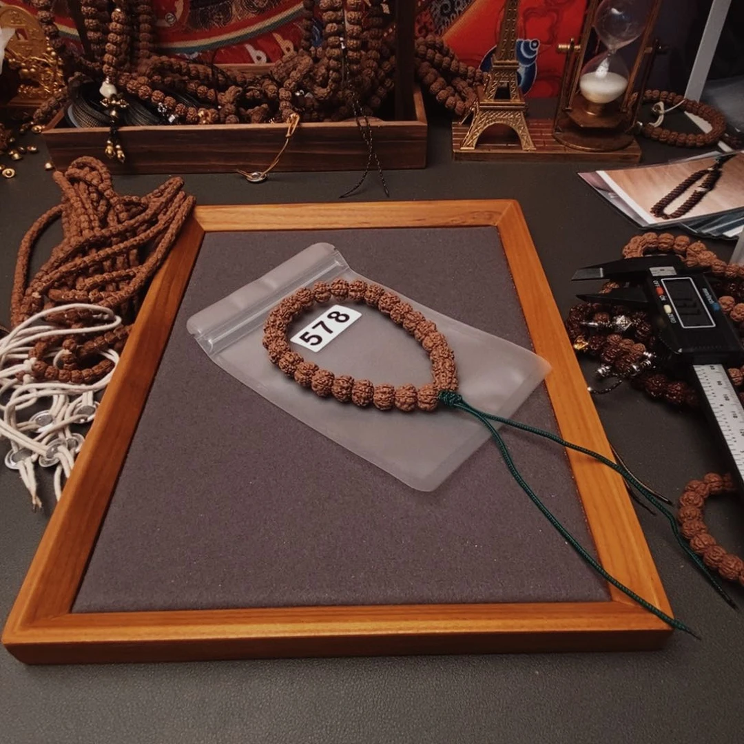 吊坠金刚菩提哦哦哦哦哦哦哦哦哦哦哦哦