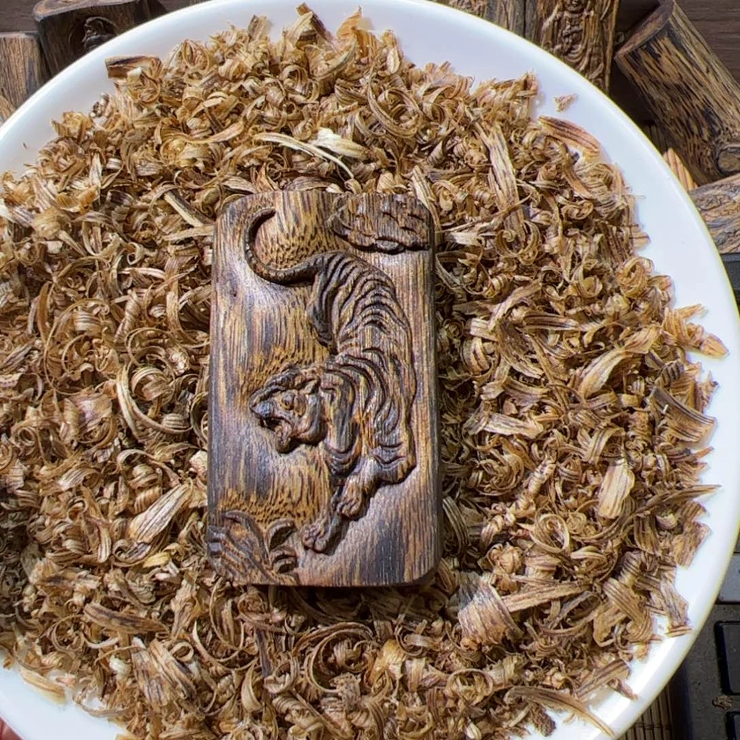 沉香碎屑沉香白棋虚空虎9.6克