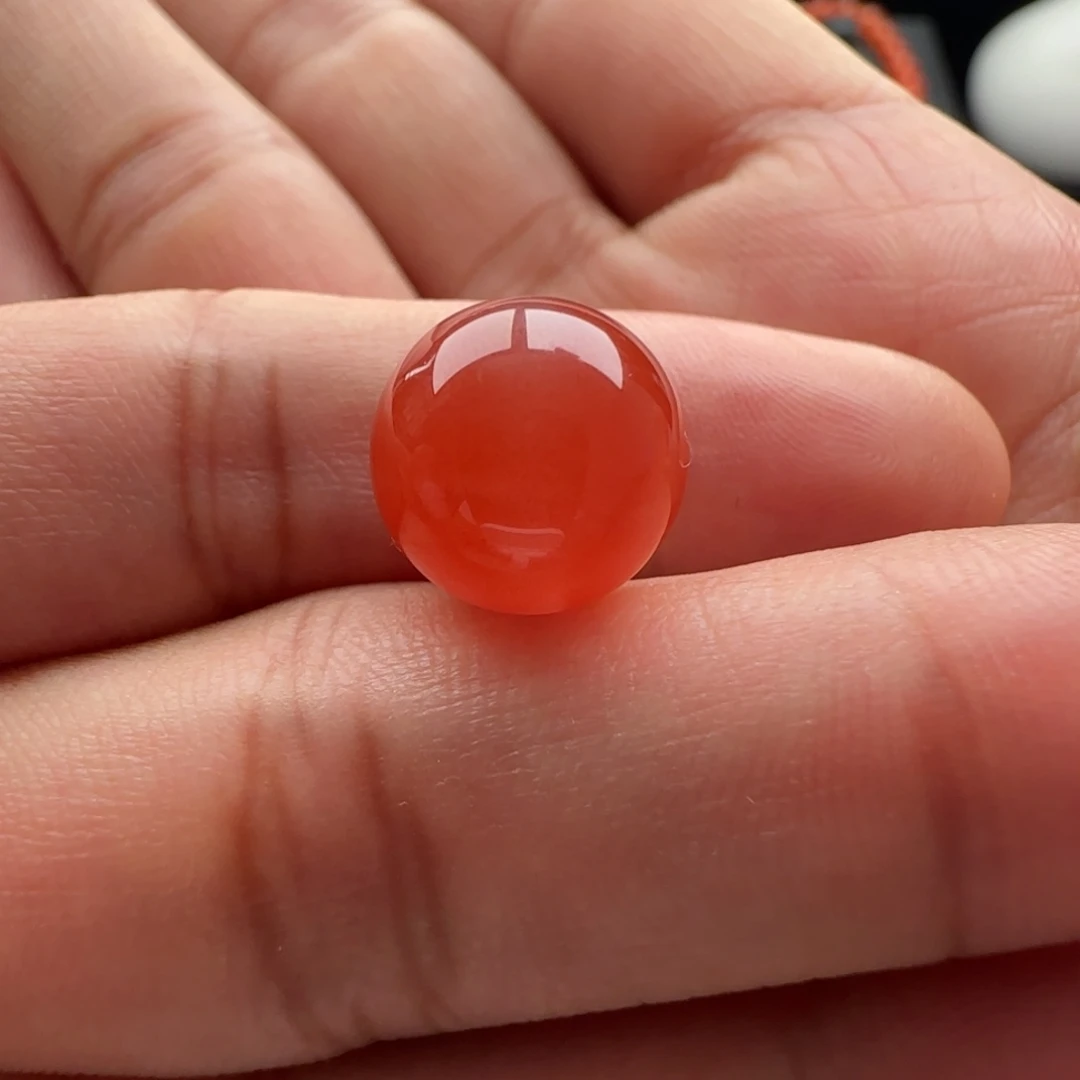 南红玛瑙未镶嵌圆珠11.7